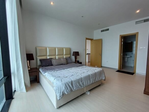 Luxury Sea-View 1-BHK Apartment In The Center of Seef.