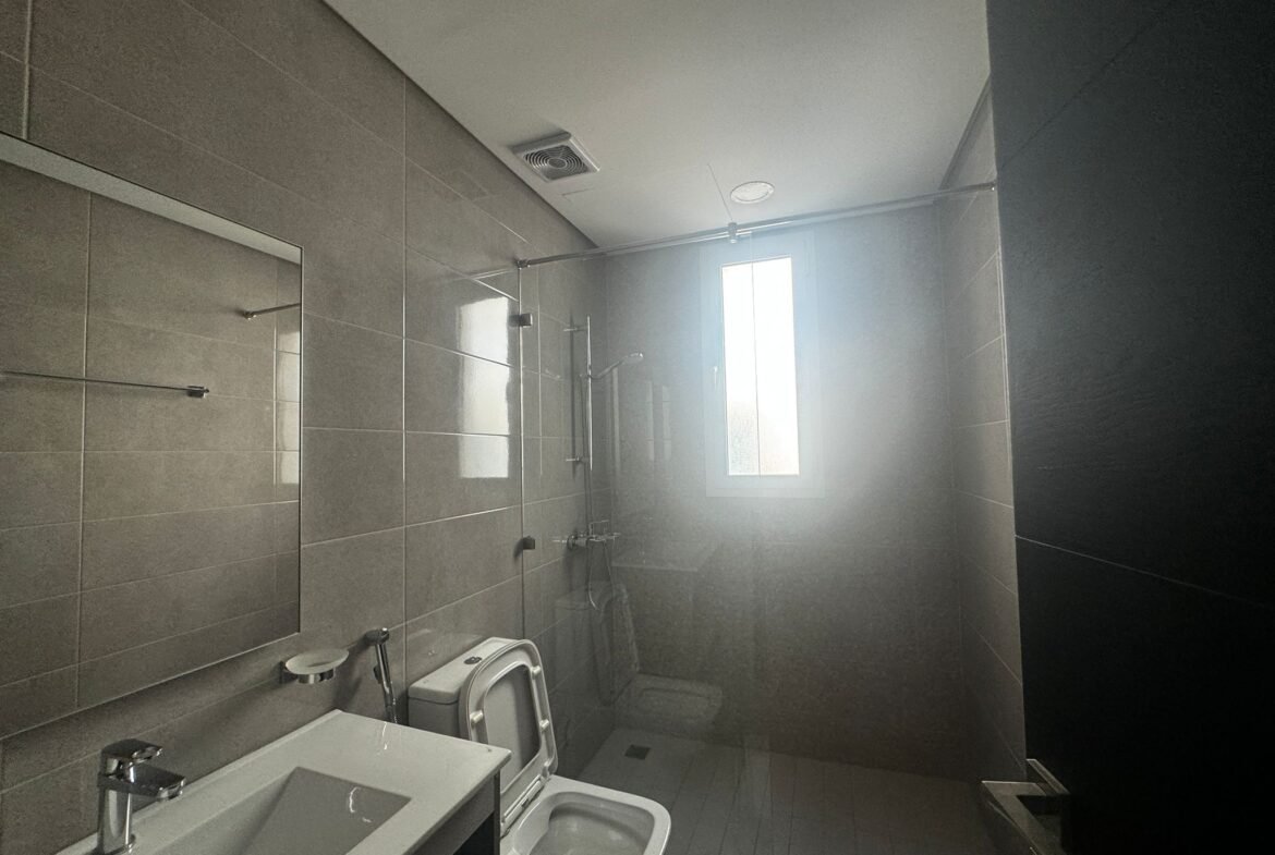 Luxury Sea-View 1-BHK Apartment In The Center of Seef.