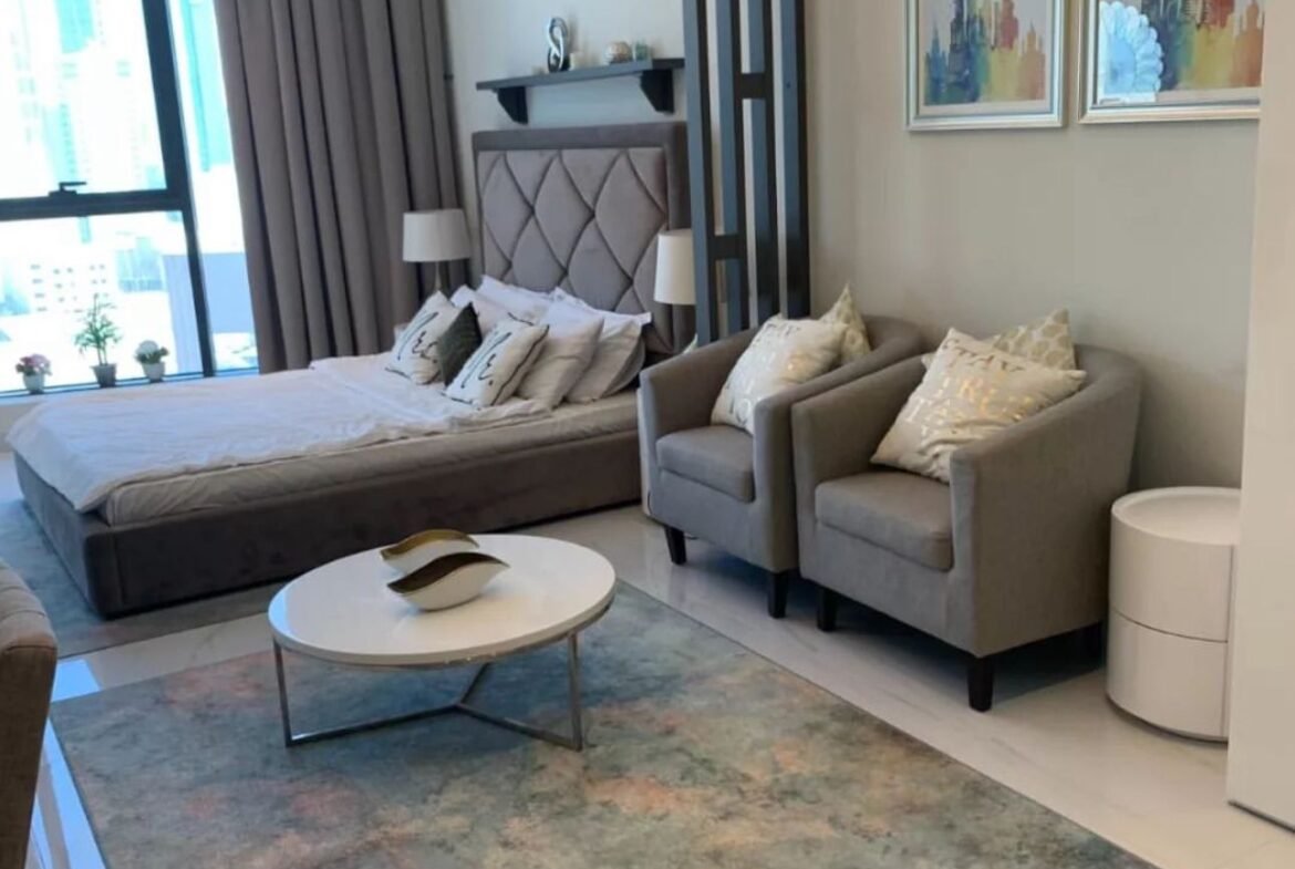 Luxury 1-Bedroom Studio for Rent in The Center Of Seef