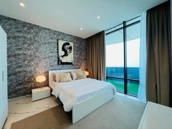 Luxury 2-Bedroom Apartment In The Heart of Seef.