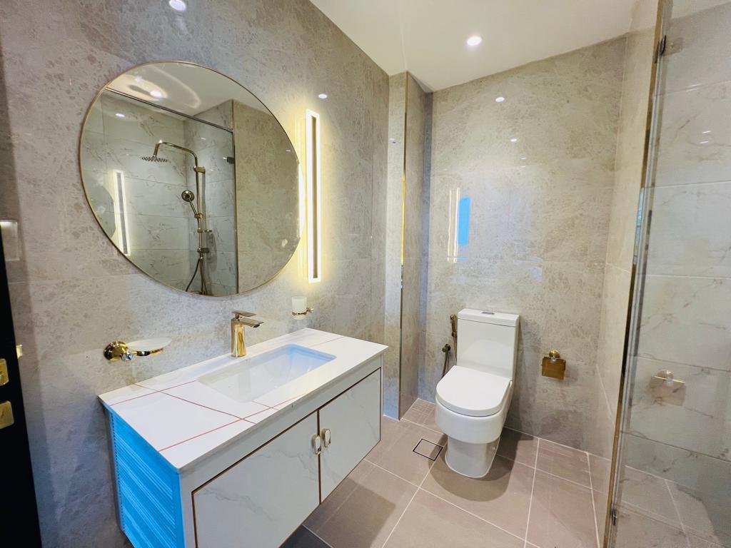 Luxury 2-Bedroom Apartment In The Heart of Seef.