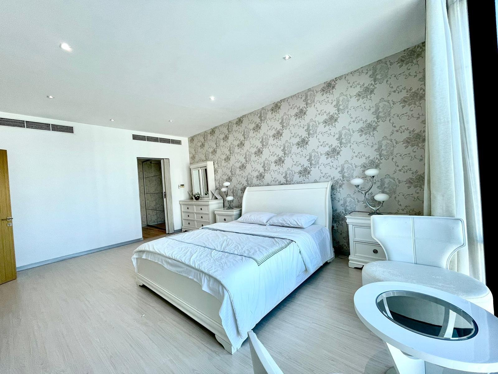 Luxury 2-Bedroom Apartment In The Heart of Seef.