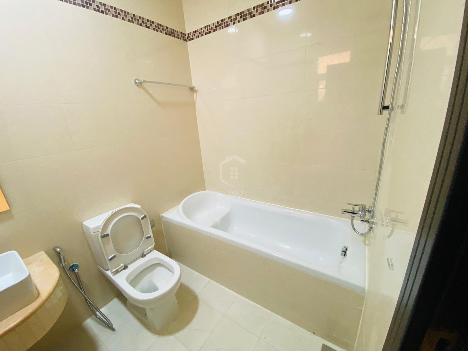 ffordable Spacious 2-Bedroom Apartment In The Center of Juffair