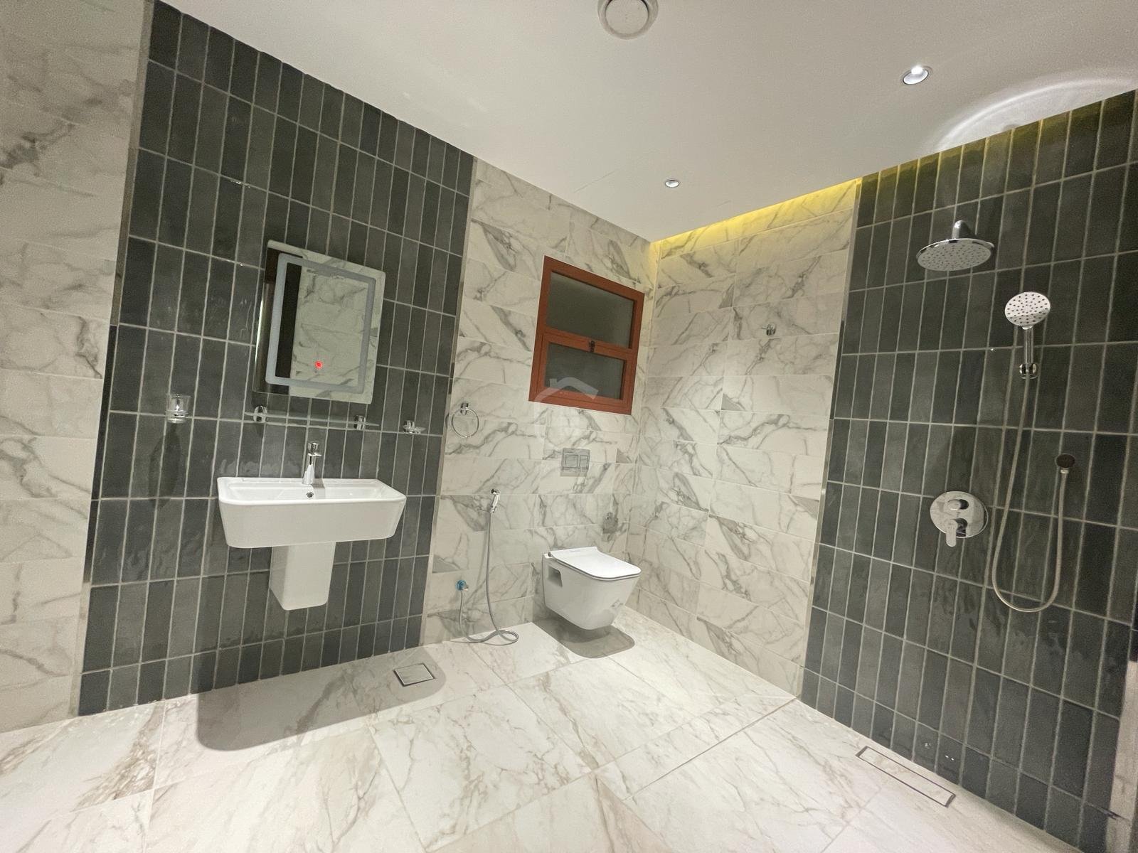 Exclusive CityView 2-Bedroom Apartment In The Heart of Juffair