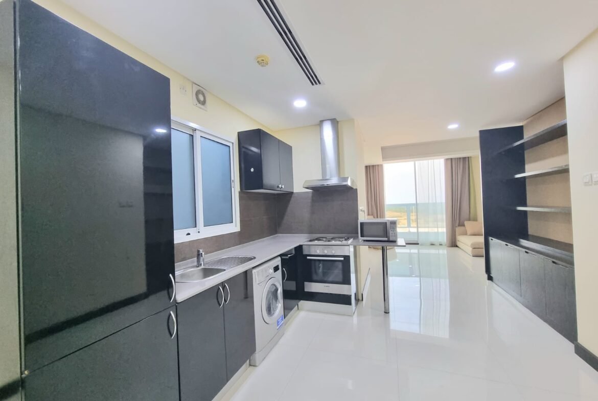 Modern 2-Bedroom Apartment In The Heart of Seef.