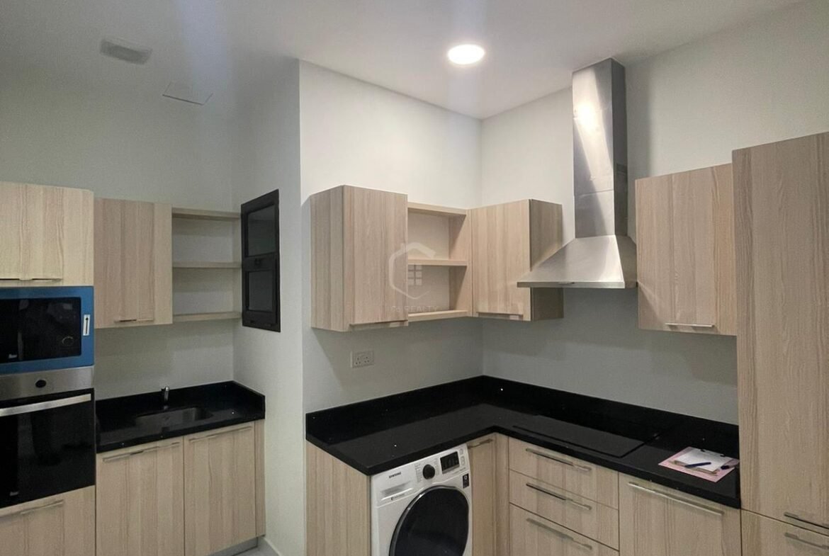 Affordable Modern 2-Bedroom Apartment For Rent In Saar