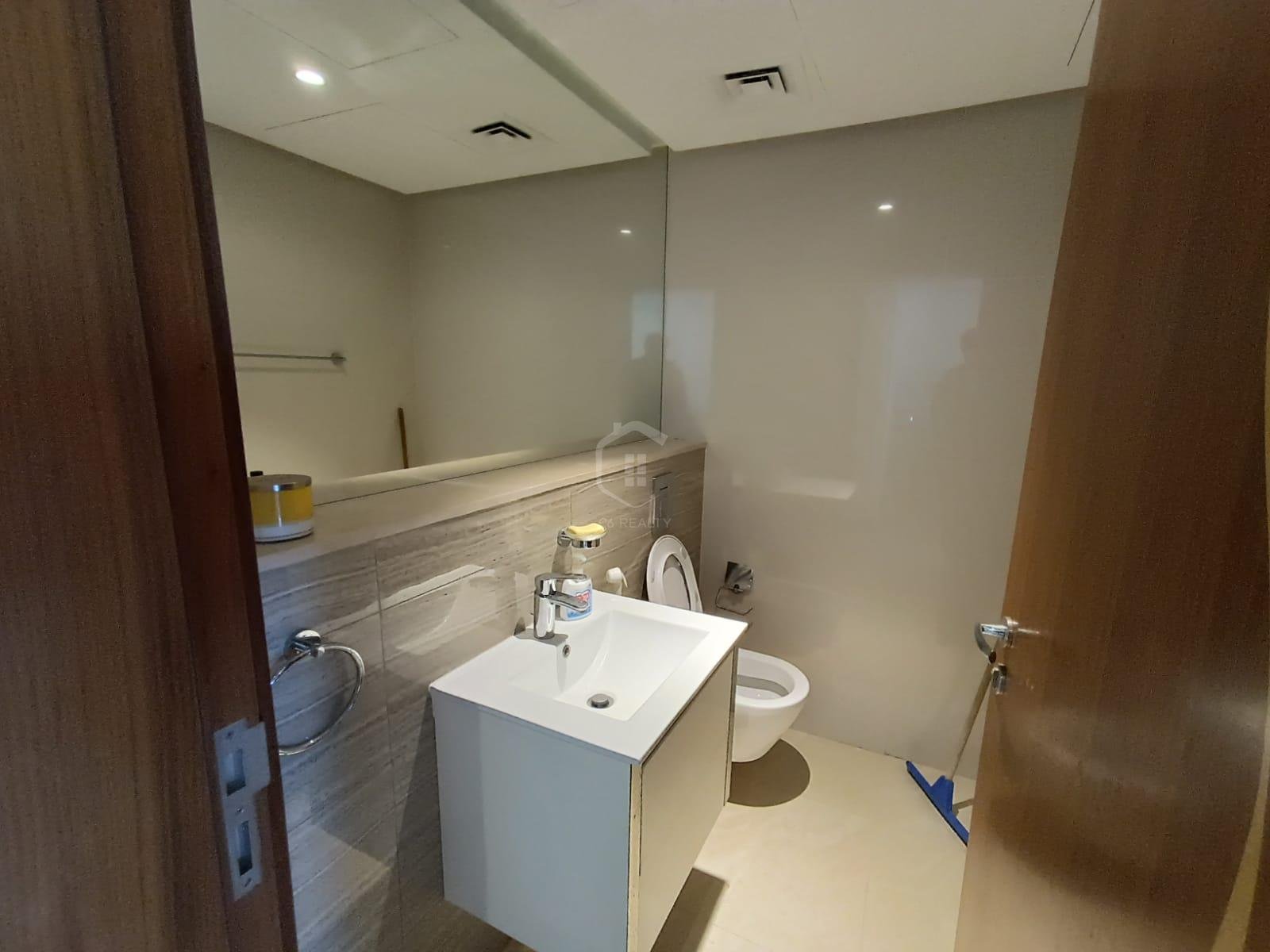 Luxury SeaView 1-Bedroom Apartment In The Heart of Dilmunia.