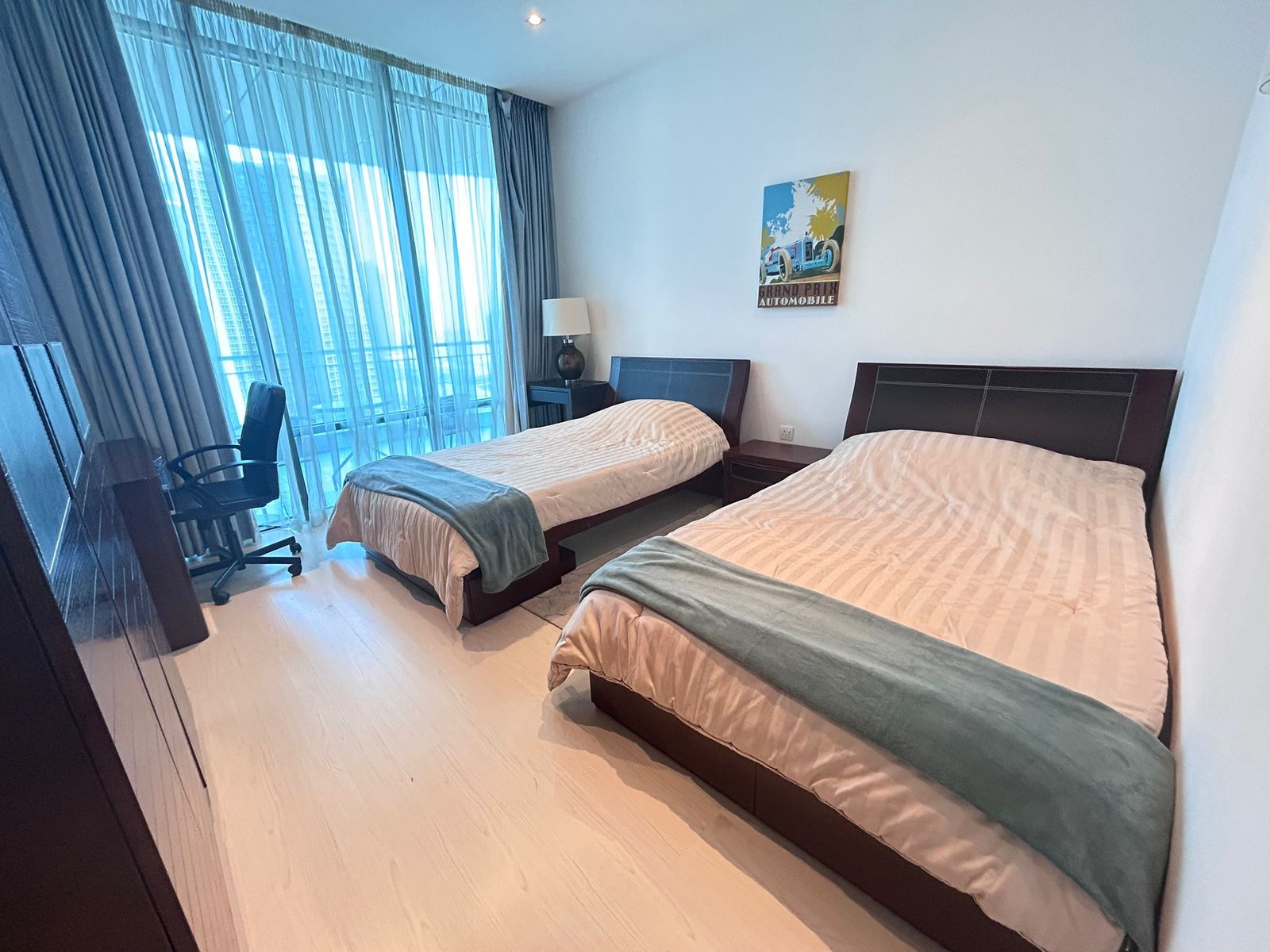 Luxury 2-Bedroom Apartment In The Heart of Seef.