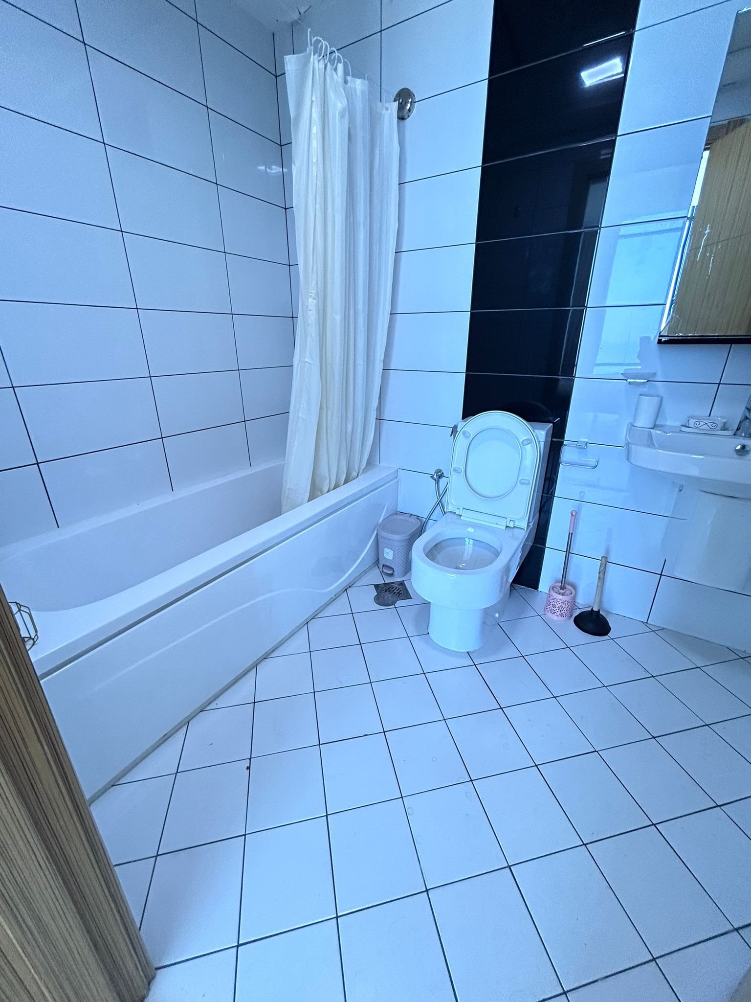 Budget Friendly 1-Bedroom Apartment In The Heart of Seef.