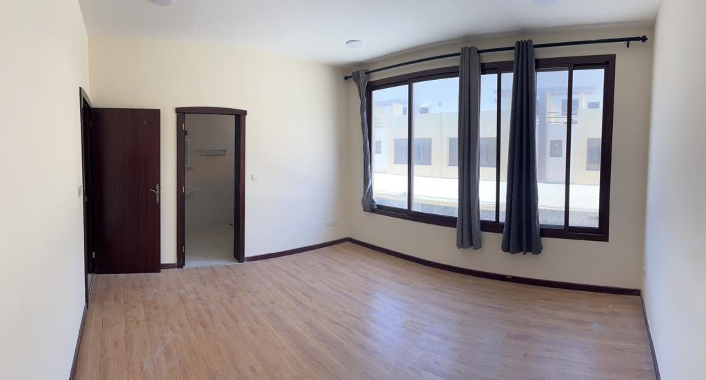Spacious 5-Bedroom villa for sale in Al-Dair