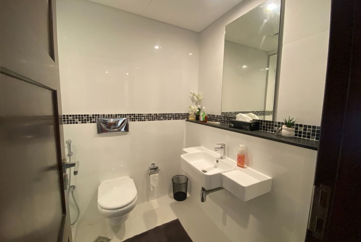 luxury Seaview 3-Bedroom Apartment In The Heart of Juffair.