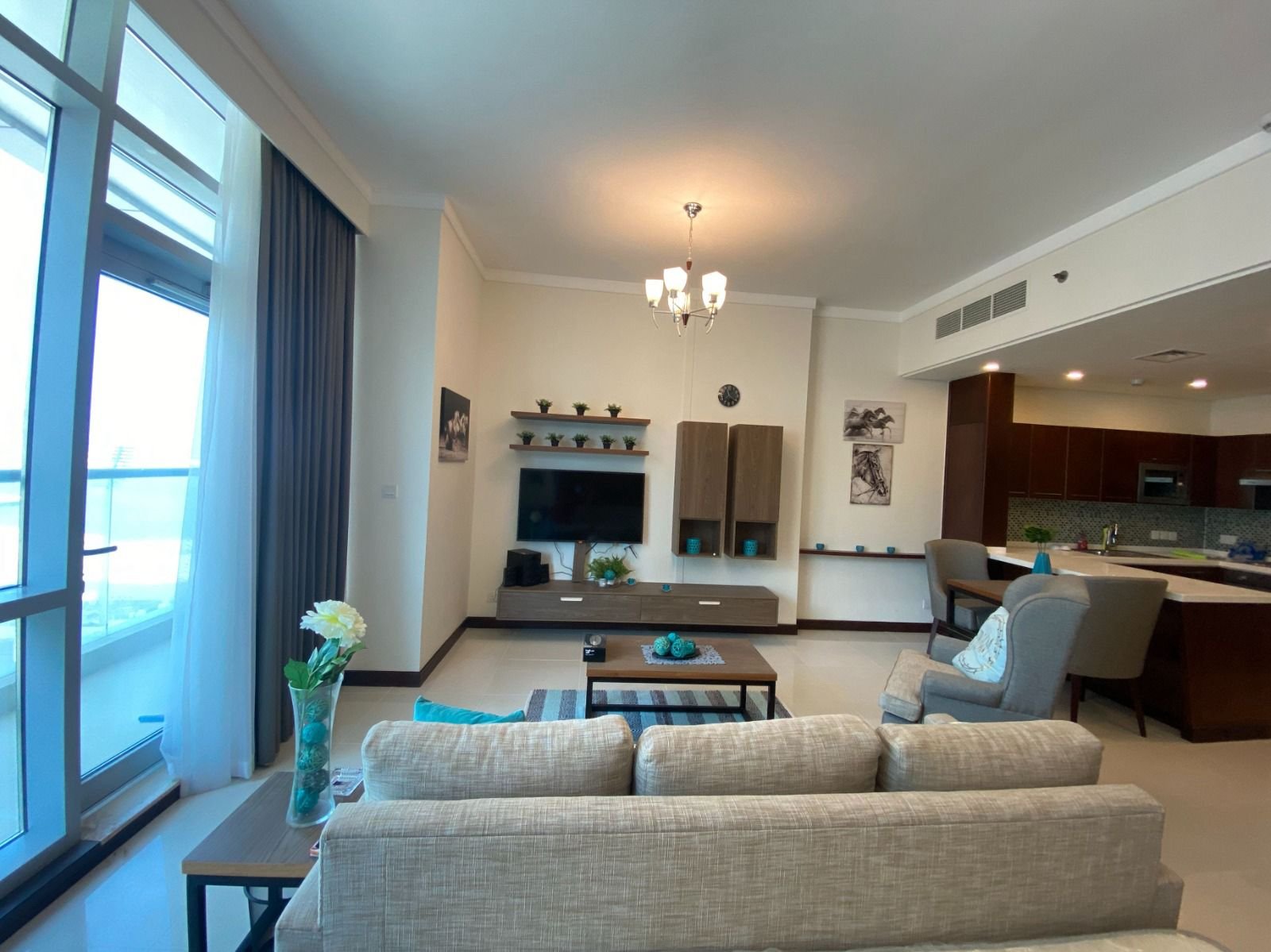 luxury Seaview 3-Bedroom Apartment In The Heart of Juffair.