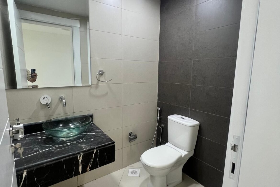 Spacious 2-Bedroom Apartment In The Center of Seef.