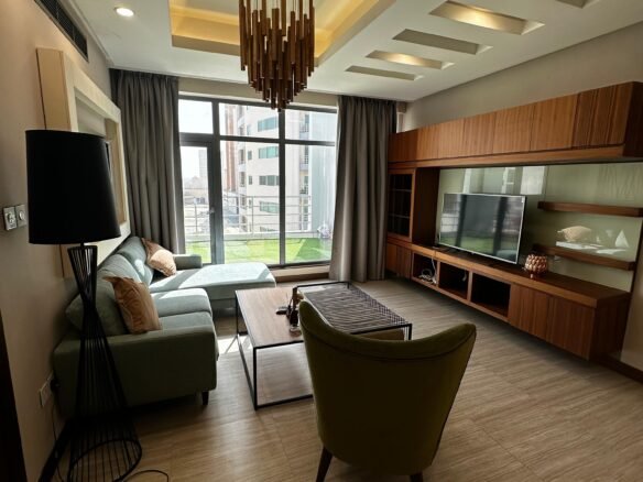 Exclusive Sea-View 2-Bedroom Apartment In Heart of Amwaj.