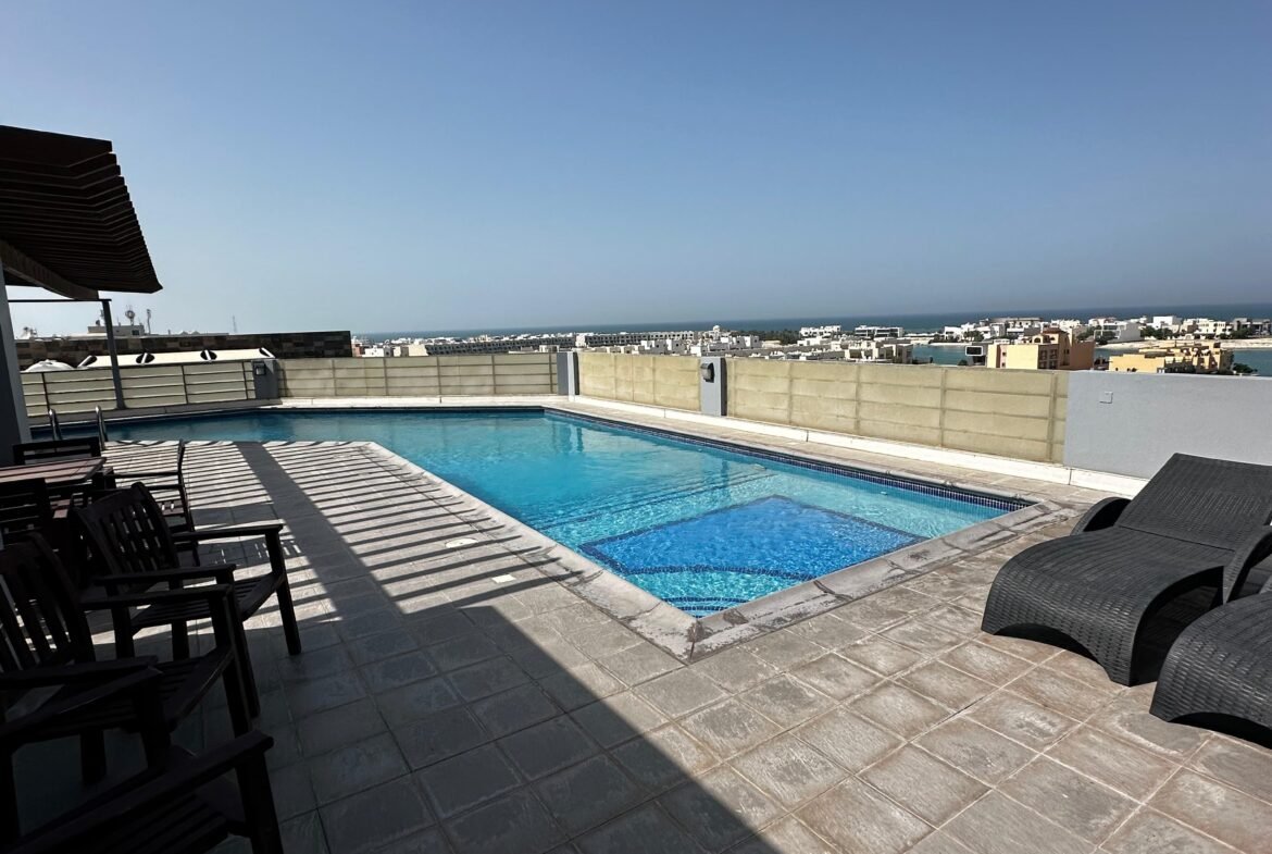 Exclusive Sea-View 2-Bedroom Apartment In Heart of Amwaj.