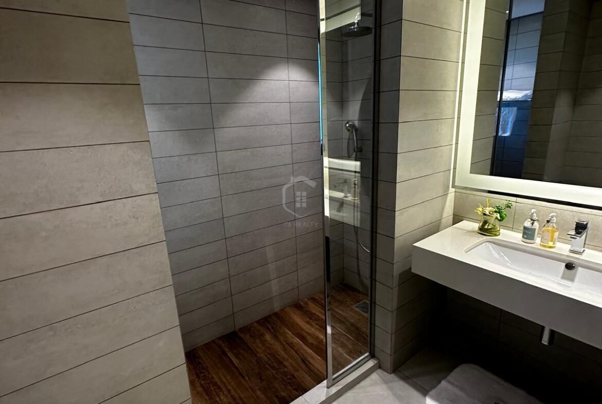 Luxury SeaView 1-Bedroom Apartment For Rent In Amwaj