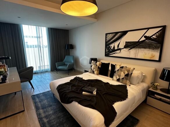 Luxury SeaView 1-Bedroom Apartment For Rent In Amwaj