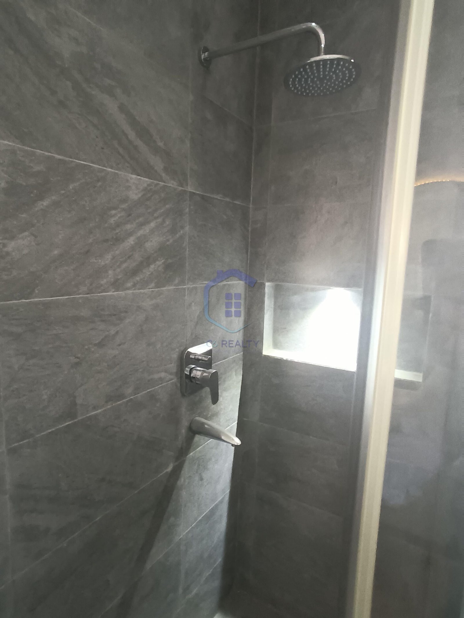 Exclusive 4-Bedroom Apartment For Rent In The Center Of Janabiya