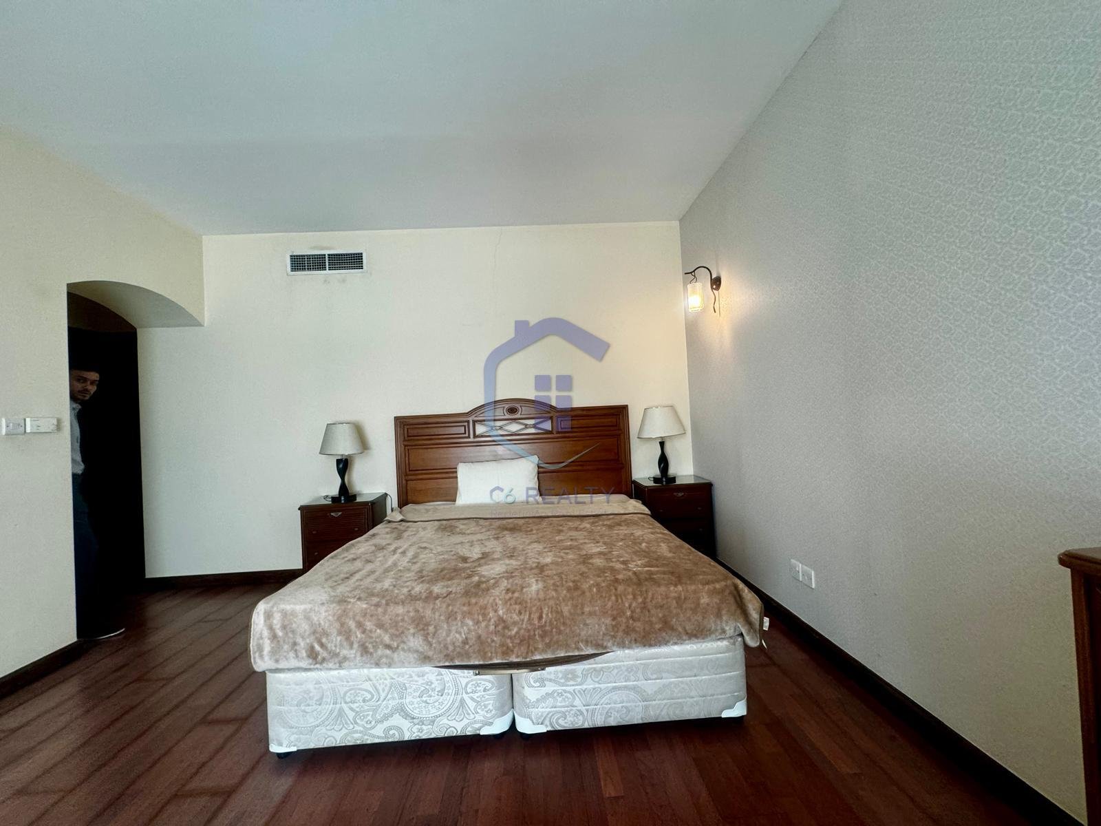 Modern CityView 3-Bedroom Apartment In The Heart of Saar