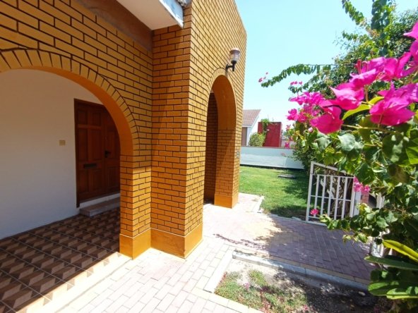 Luxury 3-BHK villa for Rent In The Center Of Barbar
