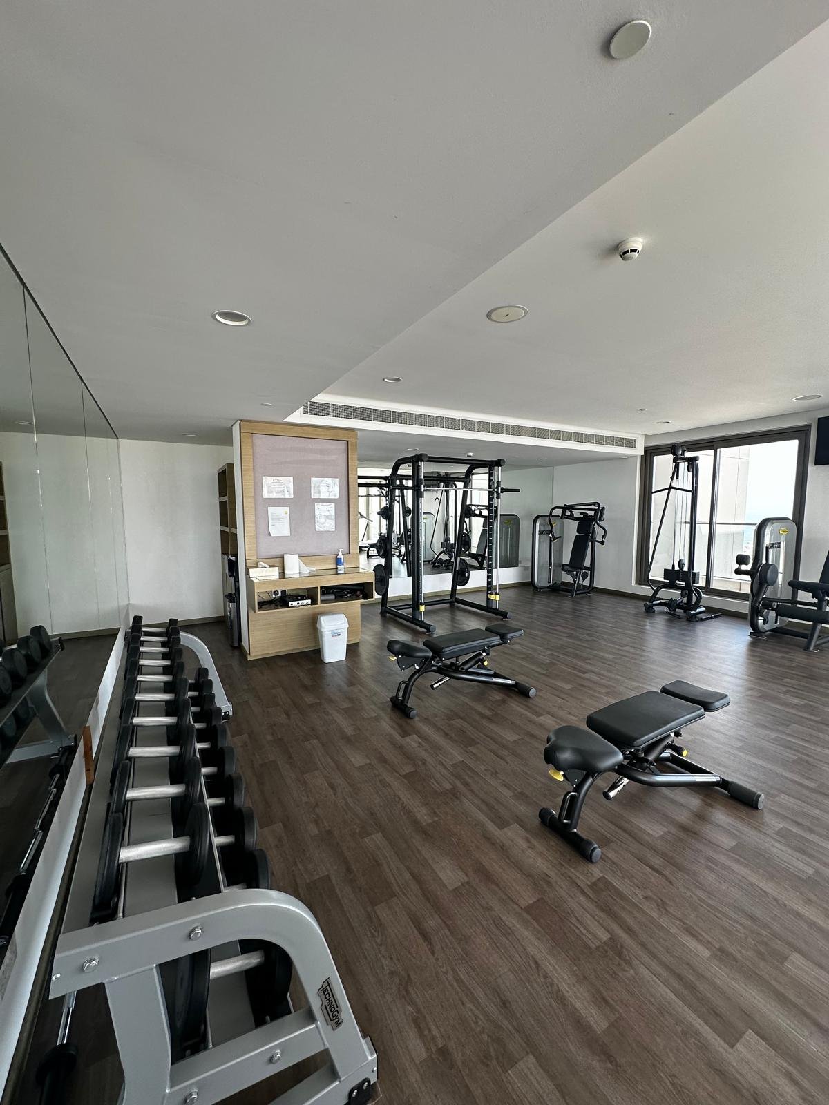 Humble 1-BHK Apartment in the Heart of Amwaj