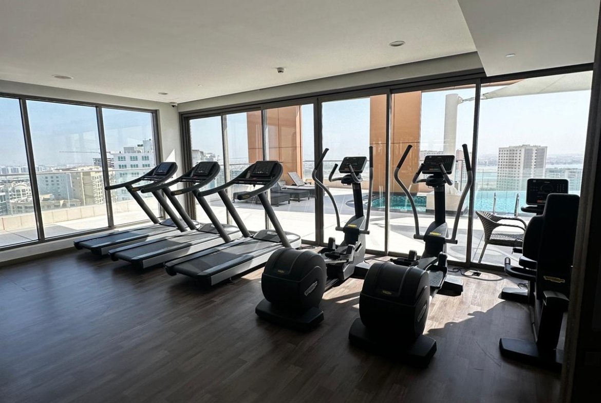 Humble 1-BHK Apartment in the Heart of Amwaj