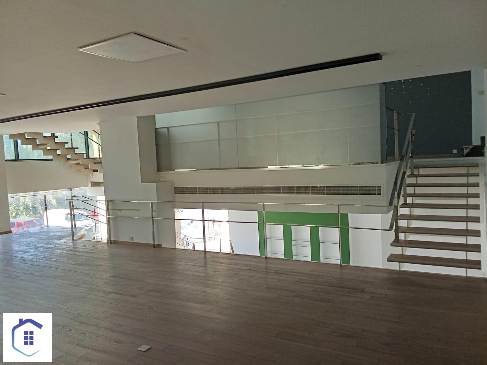 Luxury Spacious Showroom In The Heart Of The City.