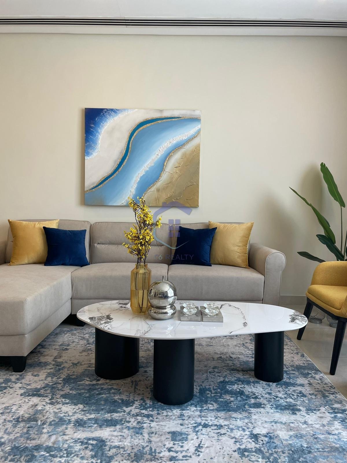 Luxury 2-Bedroom Apartment For Rent In The Heart Of Amwaj