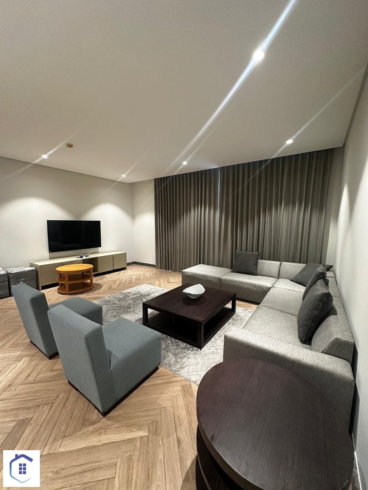 Luxury 2-Bedroom Apartment for Rent in the City of Saar.