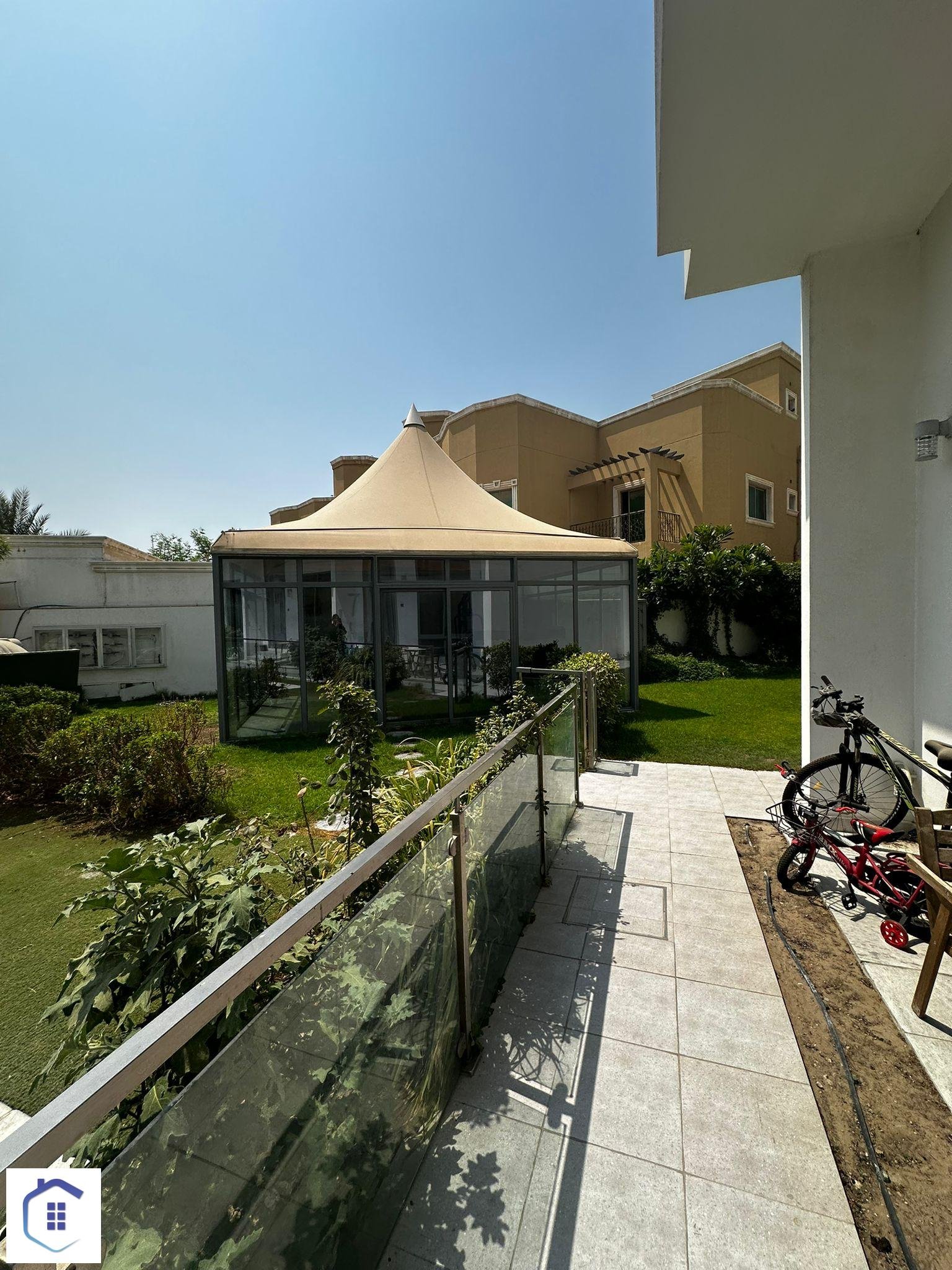 Modern Luxury 4-Bedroom Villa in the Heart of Saar.
