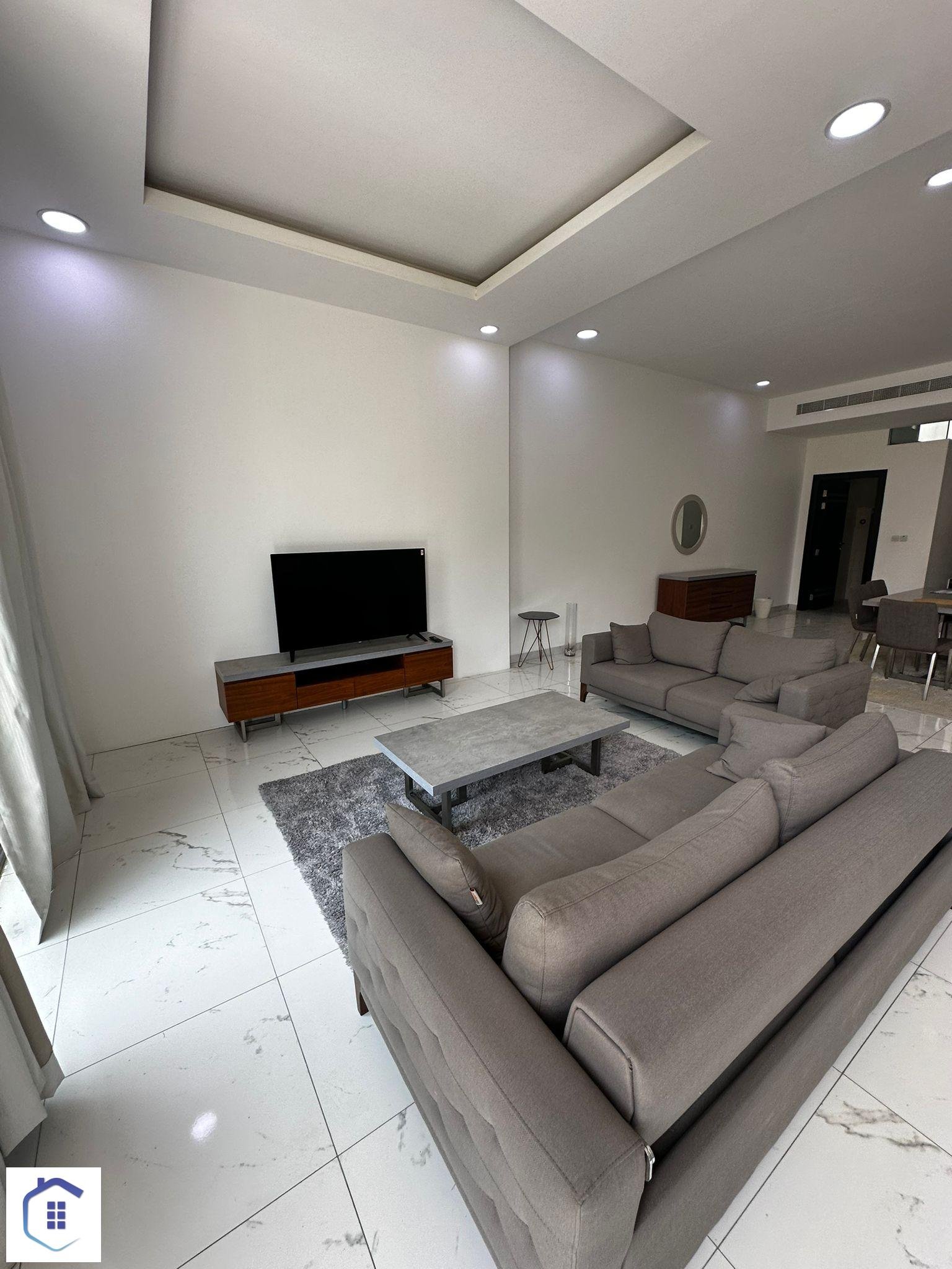 Modern Luxury 4-Bedroom Villa in the Heart of Saar.