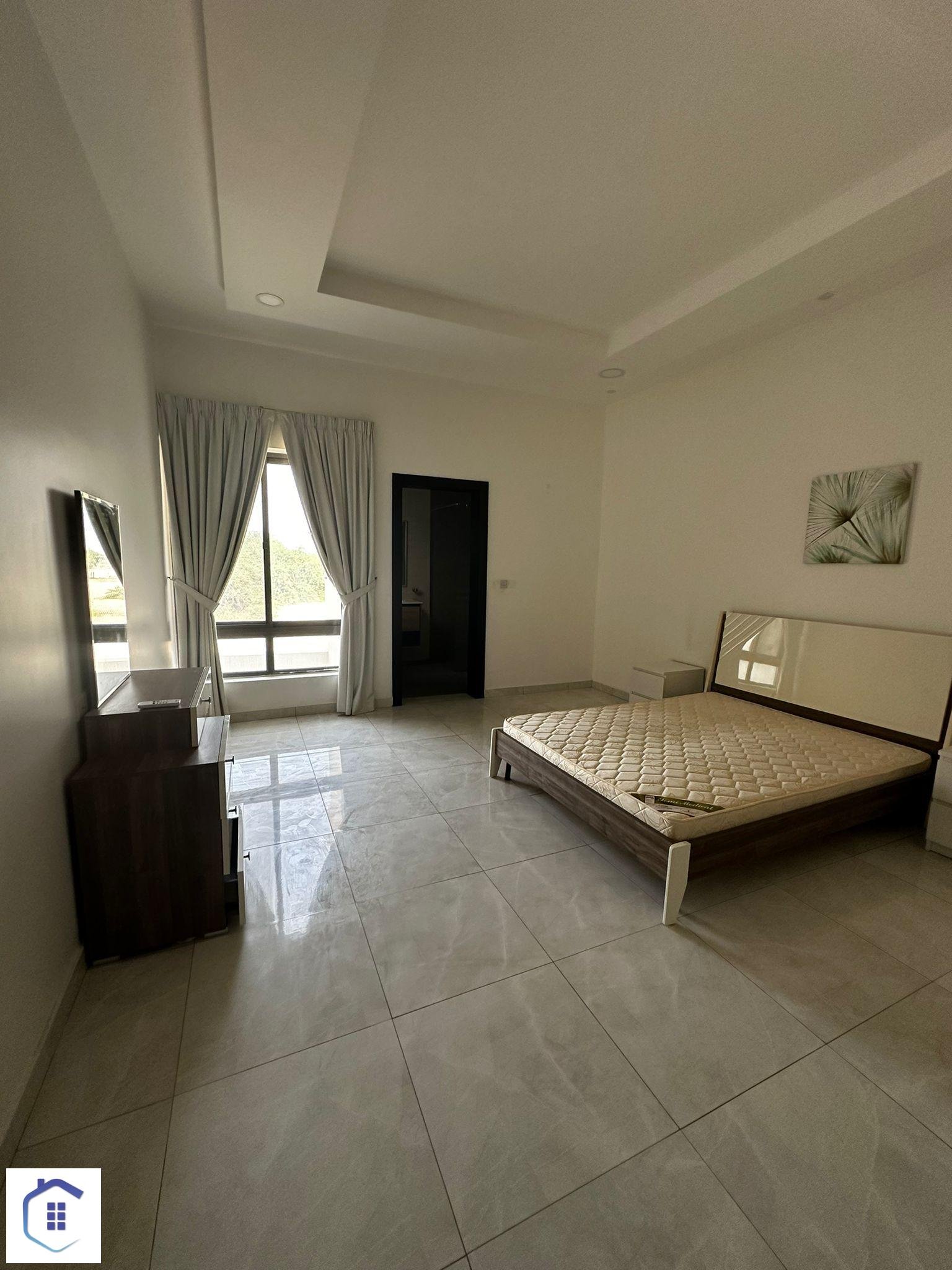 Modern Luxury 4-Bedroom Villa in the Heart of Saar.