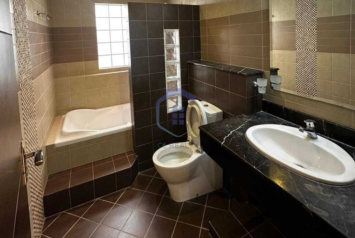 Exclusive Modern 3-Bedroom Apartment for Rent in Saar