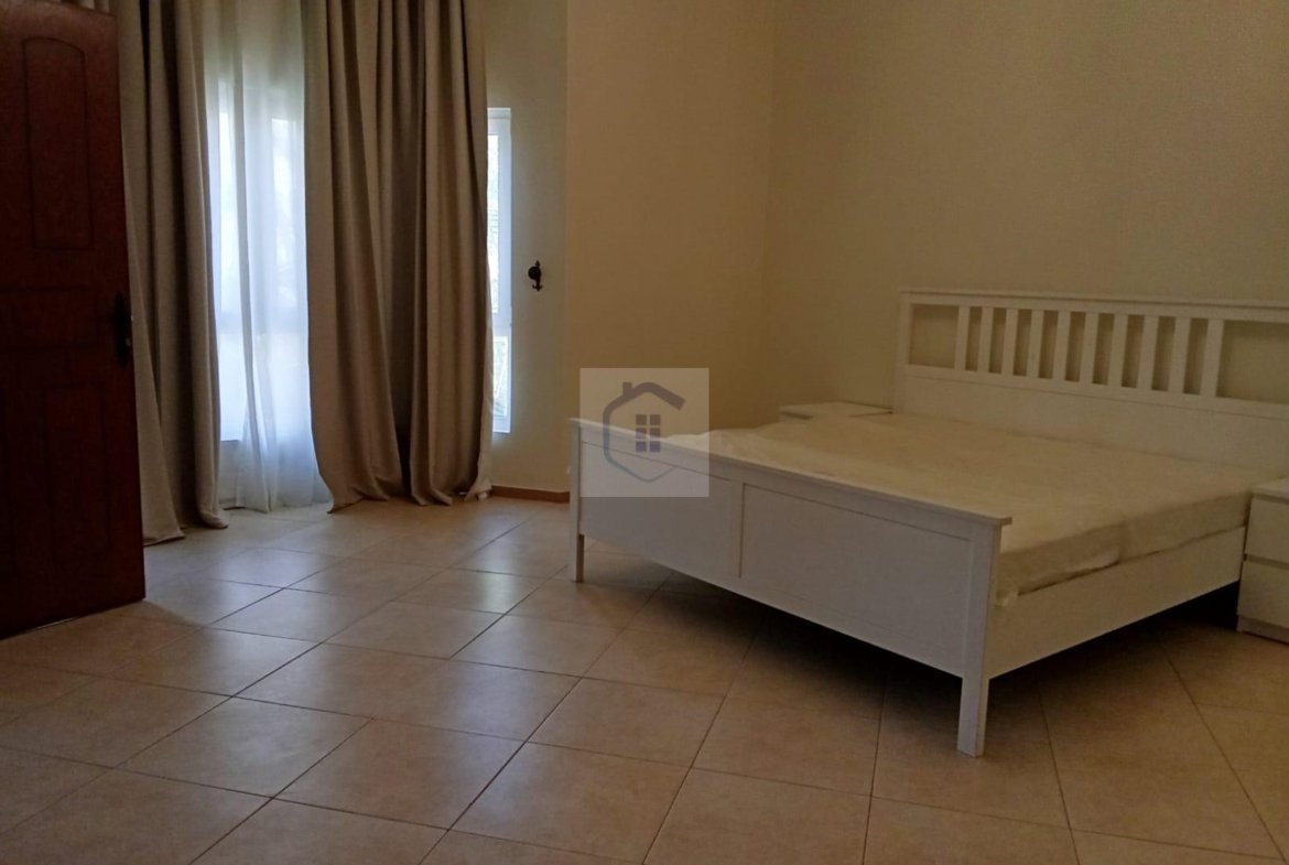 CityView Stunning 4-bedroom Villa for Sale in Maqaba