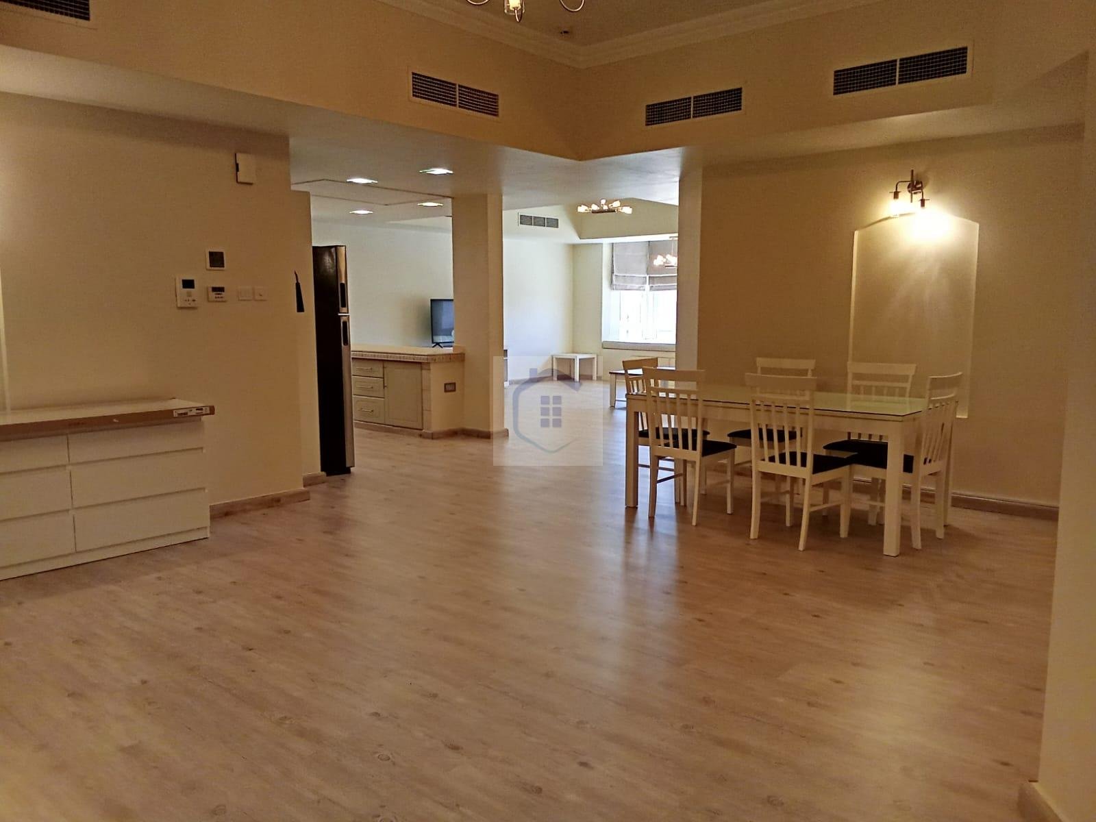 CityView Stunning 4-bedroom Villa for Sale in Maqaba