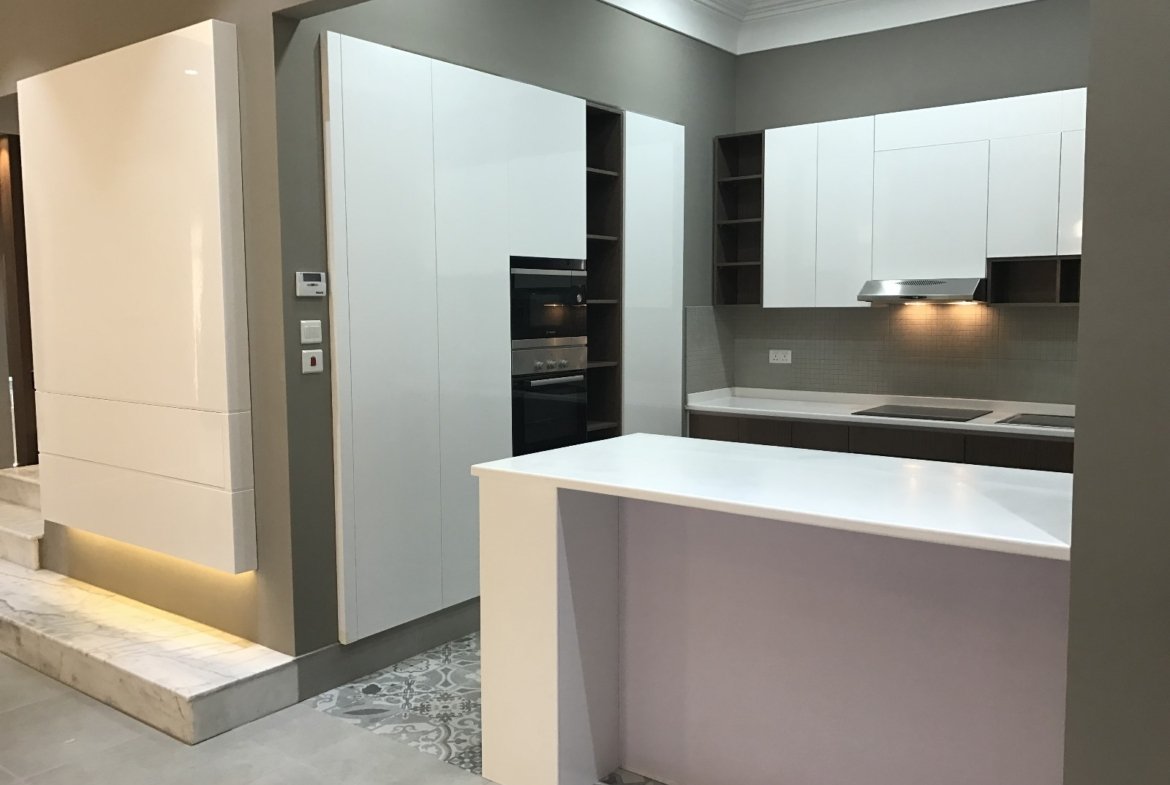Luxurious 4-Bedroom Villa for sale in Saar