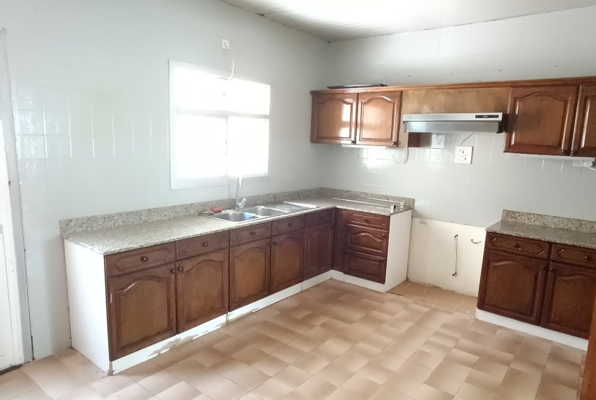 Exclusive 4BHK Villa for Rent in Heart of Barbar