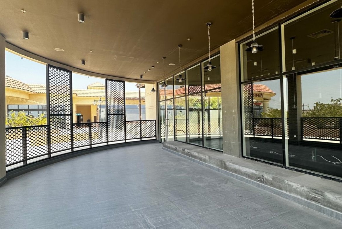Exclusive Commercial Space for rent at downtown Saar