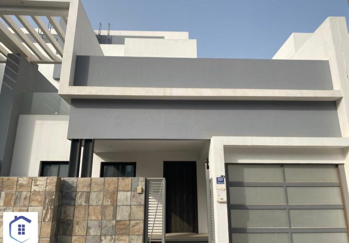 Luxury 3-Bedroom Villa for Rent in the Center of Saar