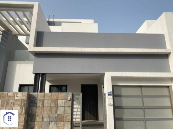 Luxury 3-Bedroom Villa for Rent in the Center of Saar