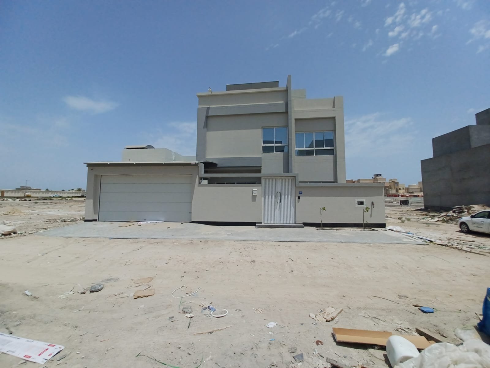Luxurious Modern 4-Bedroom Villa for Sale in Maqaba