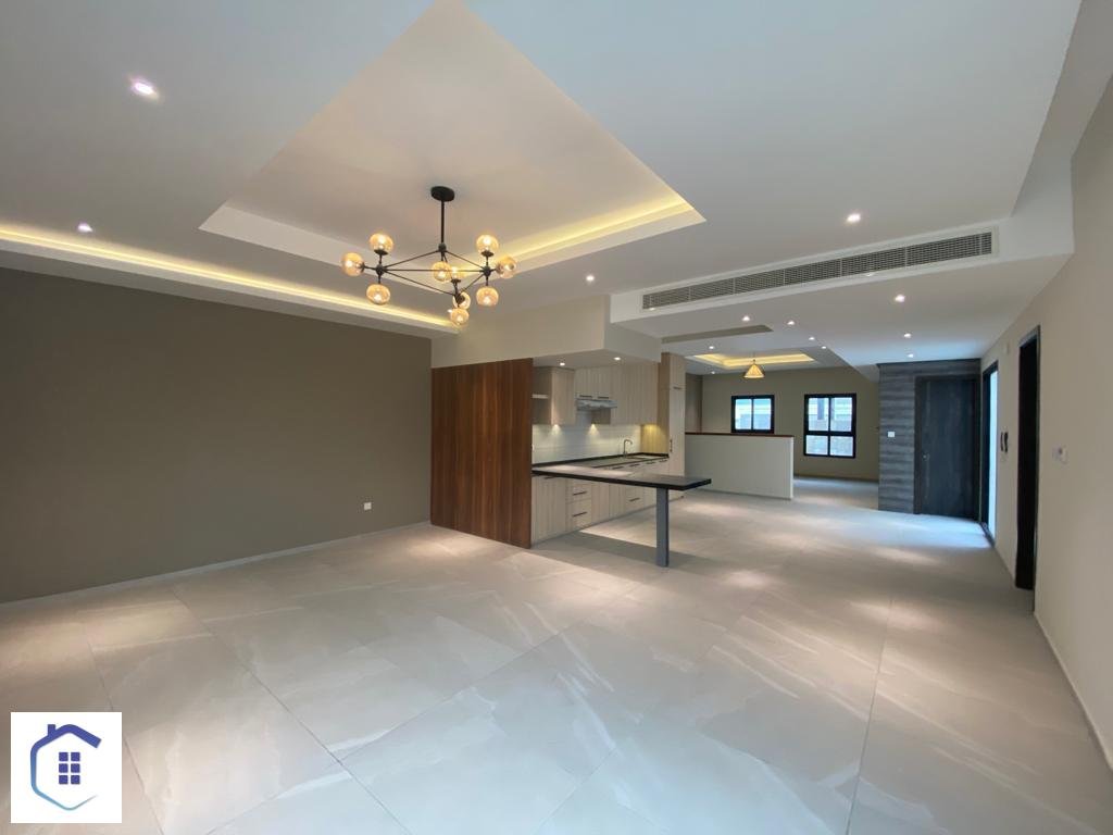 Luxury 3-Bedroom Villa for Rent in the Center of Saar