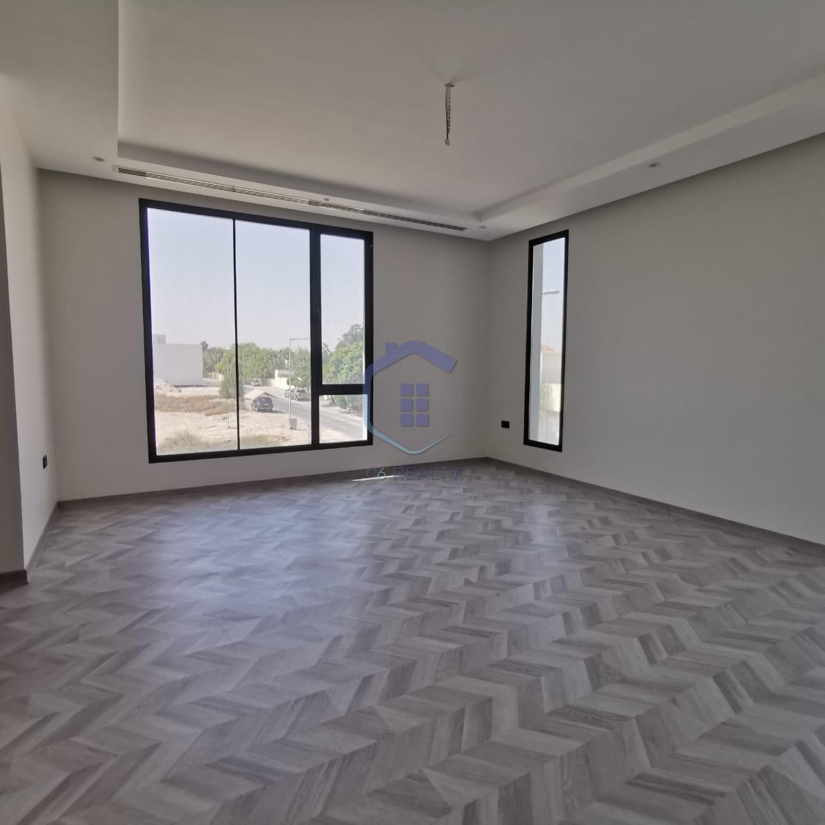 Luxury 4-Bedroom Villa in the Center Of Maqabah