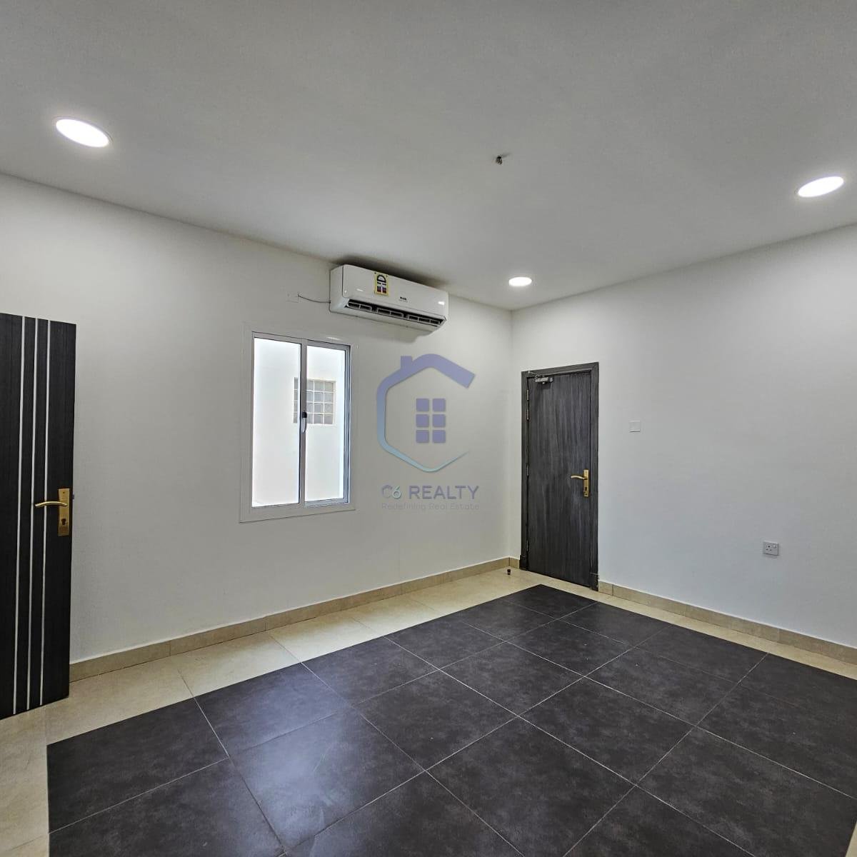 Exclusive 5-Bedroom Apartment for Rent in The Area of Saar.