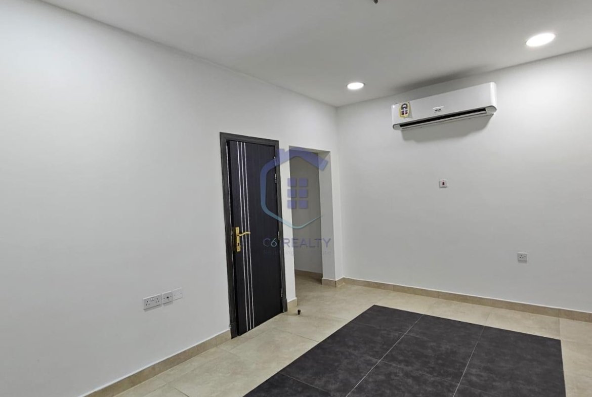 Exclusive 5-Bedroom Apartment for Rent in The Area of Saar.