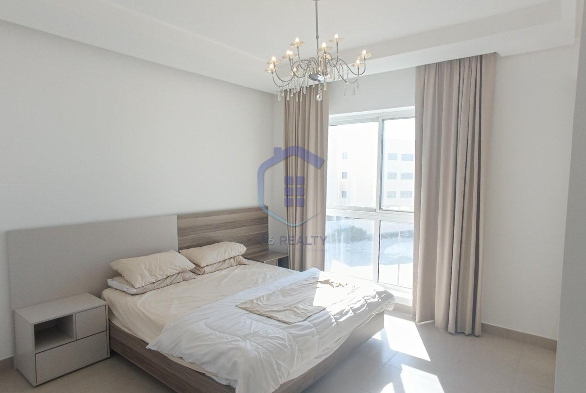 SeaView 2-Bedroom Apartment For Rent in The Heart Of Seef