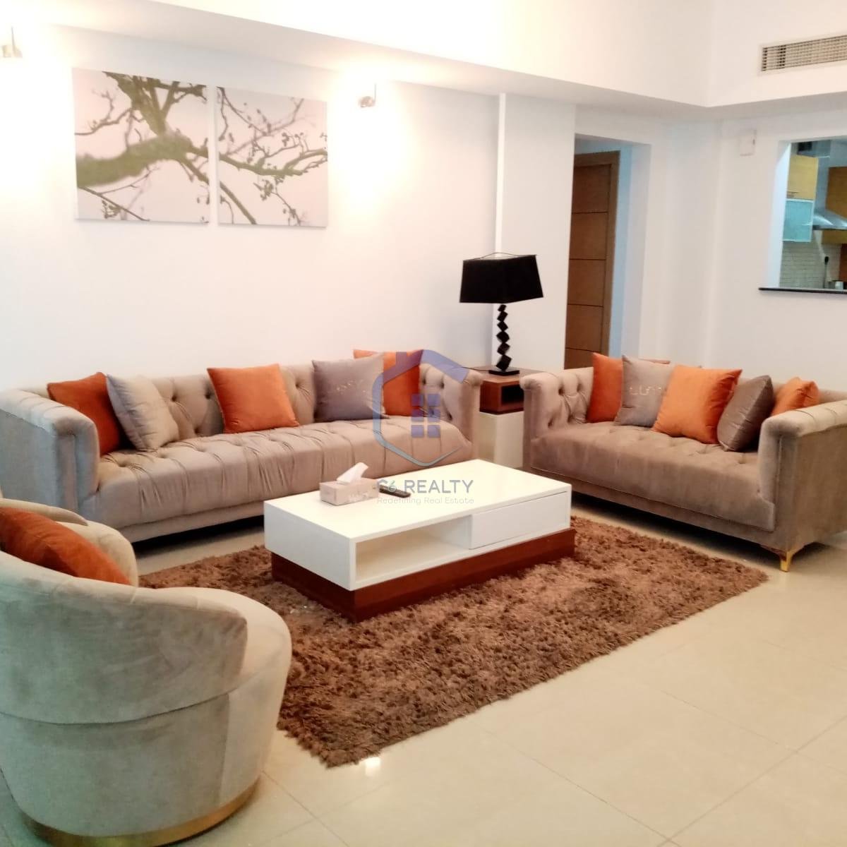 2 Bedroom Luxury Apartment in the heart of Amwaj