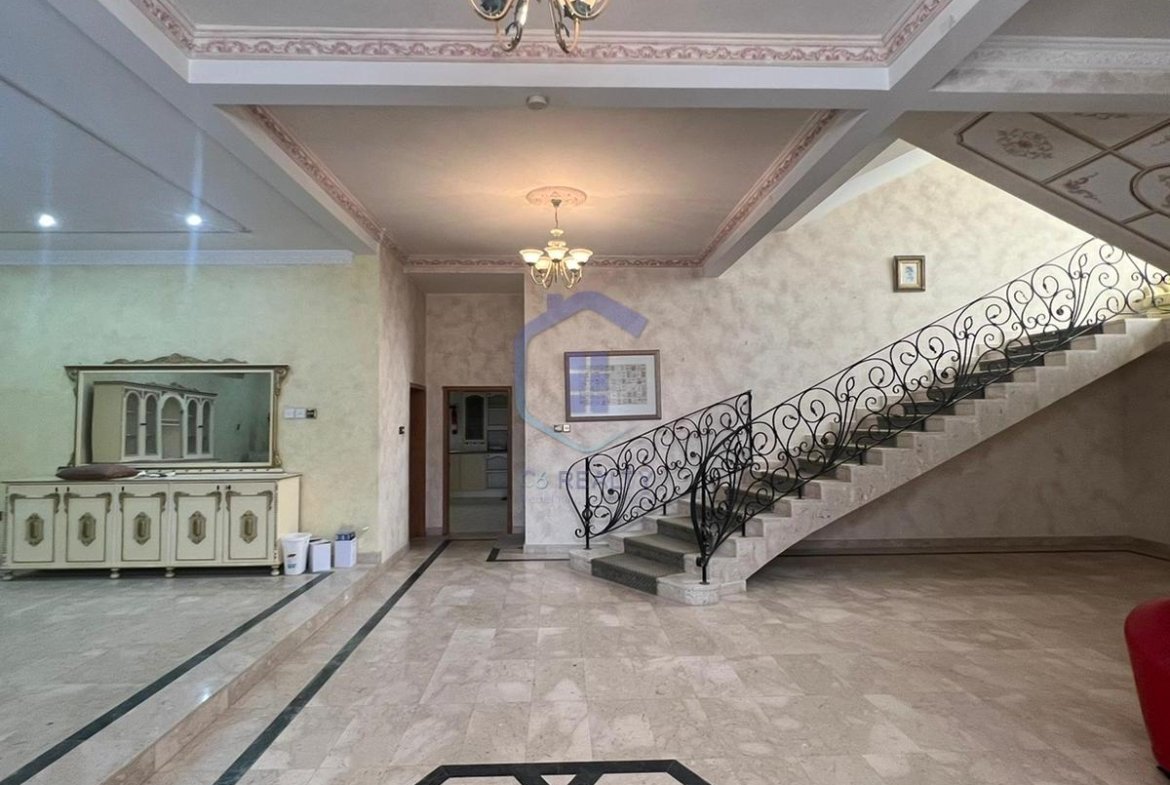 Luxury 4-Bedroom Villa in The heart of Al Hidd