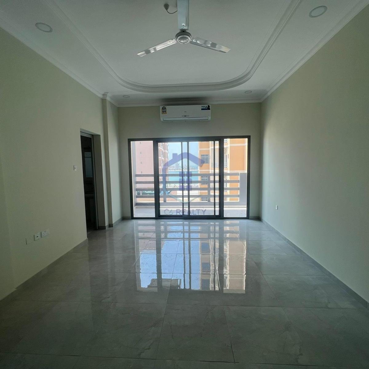 New Spacious 4-Bedroom Apartment in center of Hidd