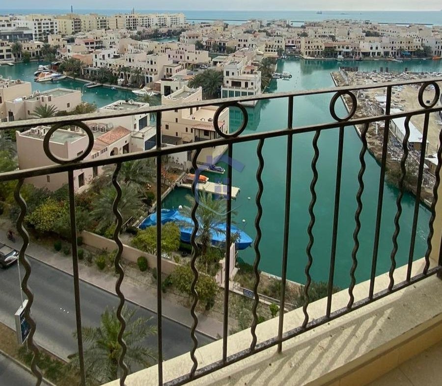 2 Bedroom Luxury Apartment in the heart of Amwaj
